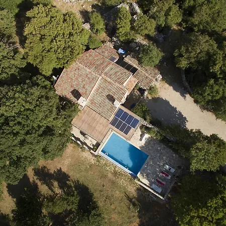 Zamelinjak * Vrbnik (Primorje-Gorski Kotar)